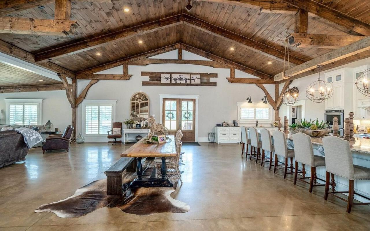 The Benefits and Designs of Small Barndominiums: A Comprehensive Guide